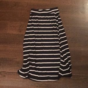 Black and white long skirt